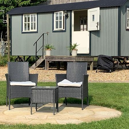 Weatherhead Farm Shepherds Hut Villa Buckingham Exteriör bild