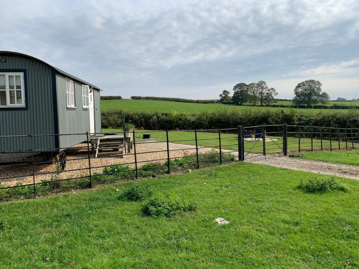 Weatherhead Farm Shepherds Hut Villa Buckingham Exteriör bild