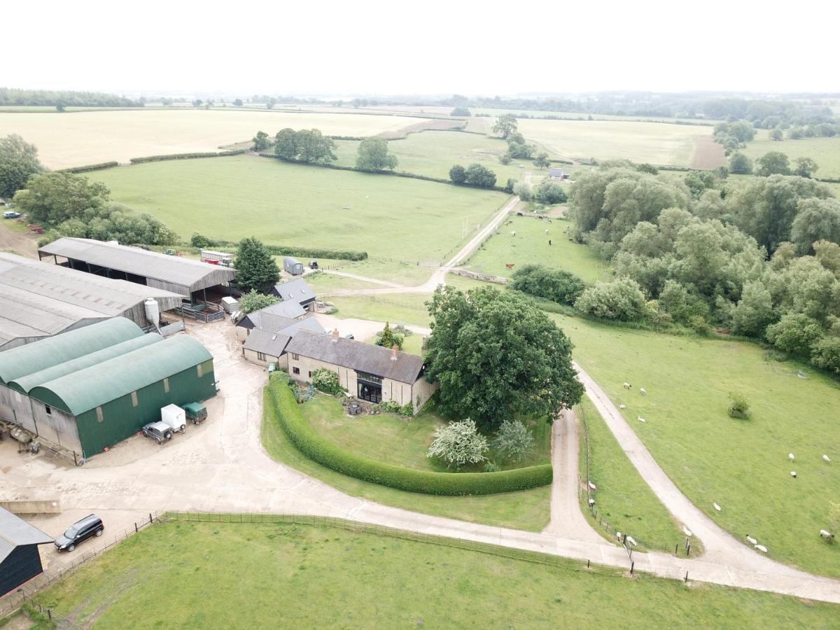Weatherhead Farm Shepherds Hut Villa Buckingham Exteriör bild