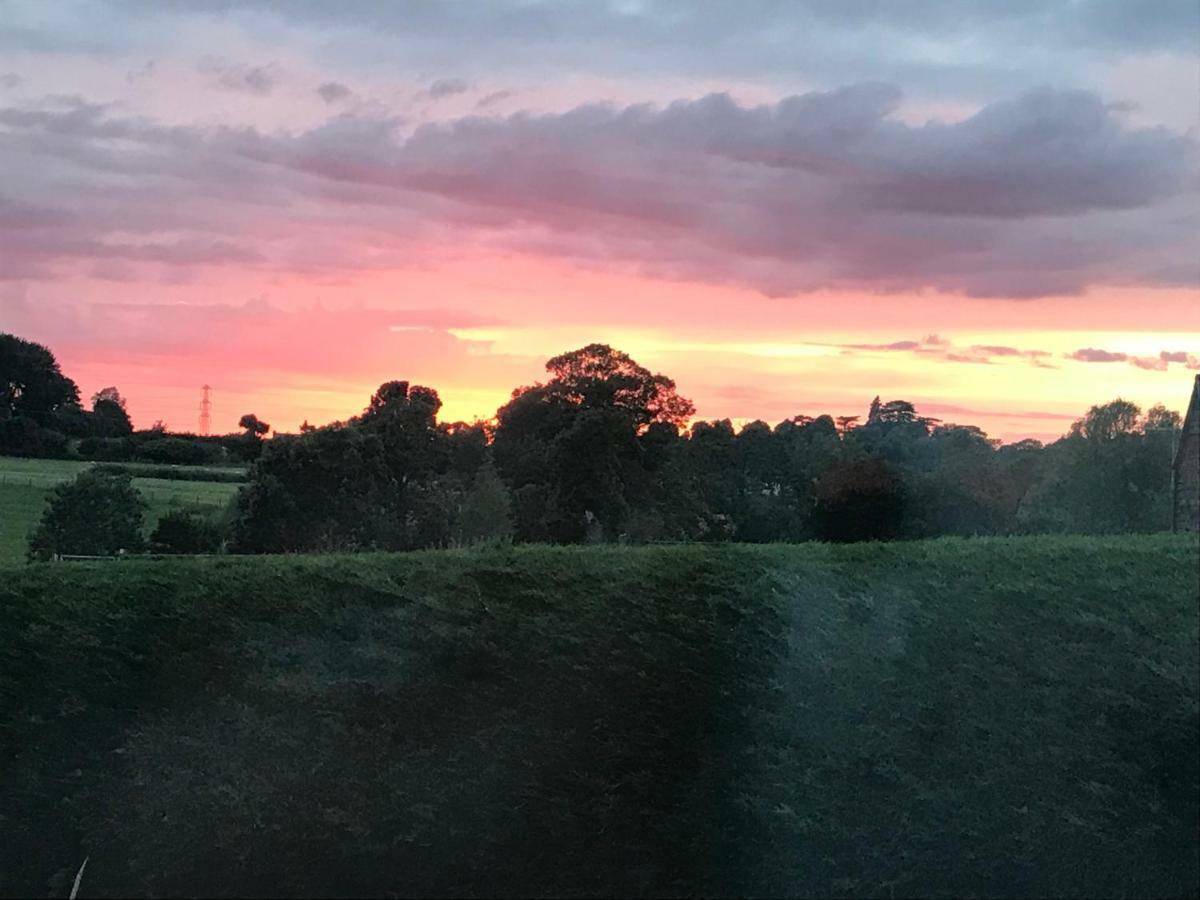 Weatherhead Farm Shepherds Hut Villa Buckingham Exteriör bild
